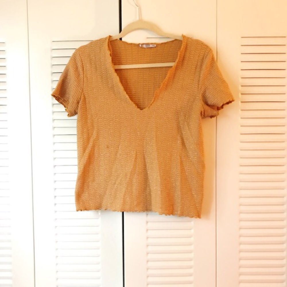Short sleeve, yellow Zara shirt